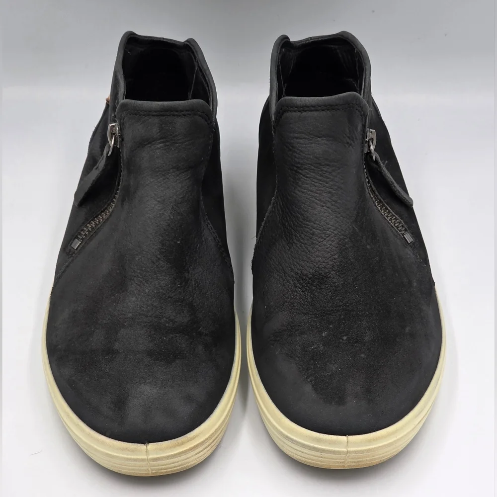 Ecco Black Leather Men's SneakersEcco Boots Women's US 9 Soft7 Low Bootie Sneake